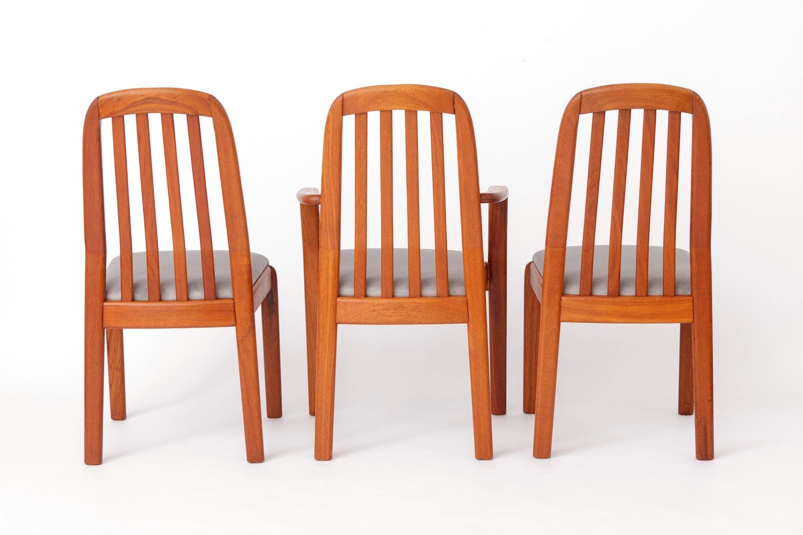 Set Of 6 Vintage Teak Dining Chairs By Dyrlund, 2 Armchairs & 4 Side Chairs, Danish Mid Century Modern, 1970s photo Furniture