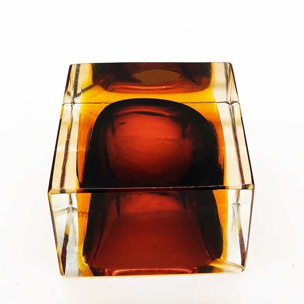 Vierkante asbak of opvangschaal in Murano-glas door Flavio Poli voor Seguso, jaren 1960. photo buy