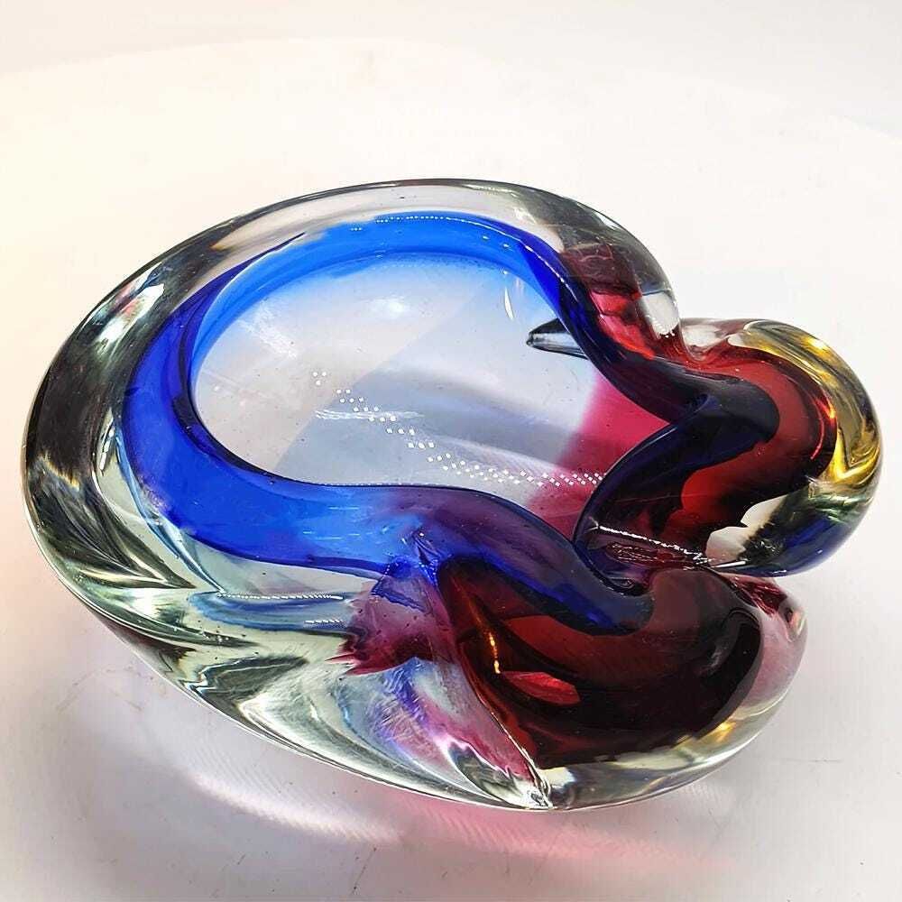 Cendrier ou vide-poche en verre de Murano par Flavio Poli pour Seguso, années 1960. 15,5 cm. Fabriqué en Italie. photo for sale