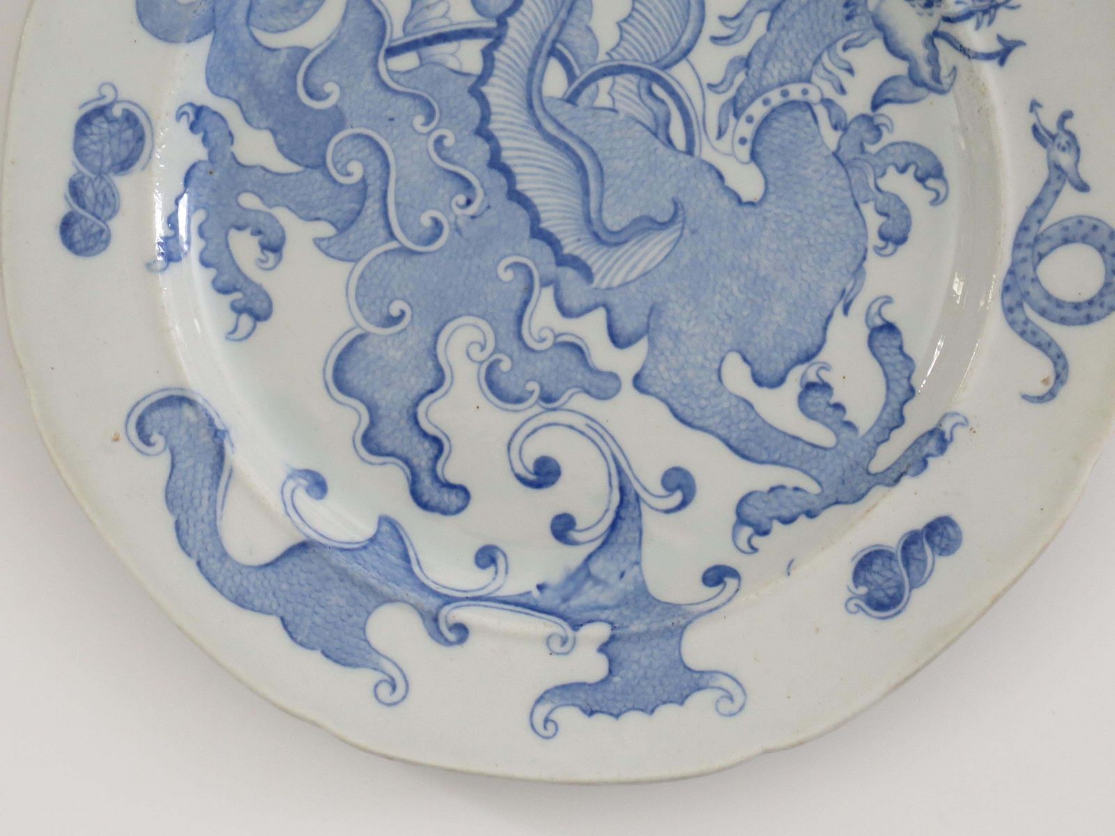 Mason's Ironstone Dinner Plate, Blue Chinese Dragon Pattern, Circa 1818. photo 275.0