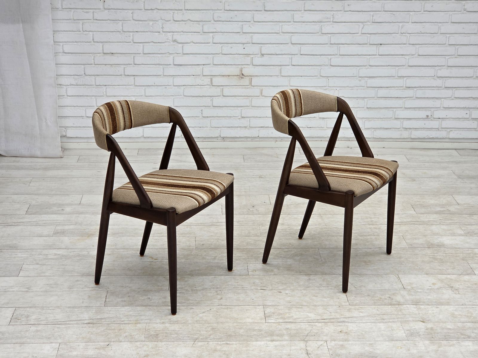 jaren 1960, Deens design van Kai Kristensen, model 31, paar fauteuils. photo for sale