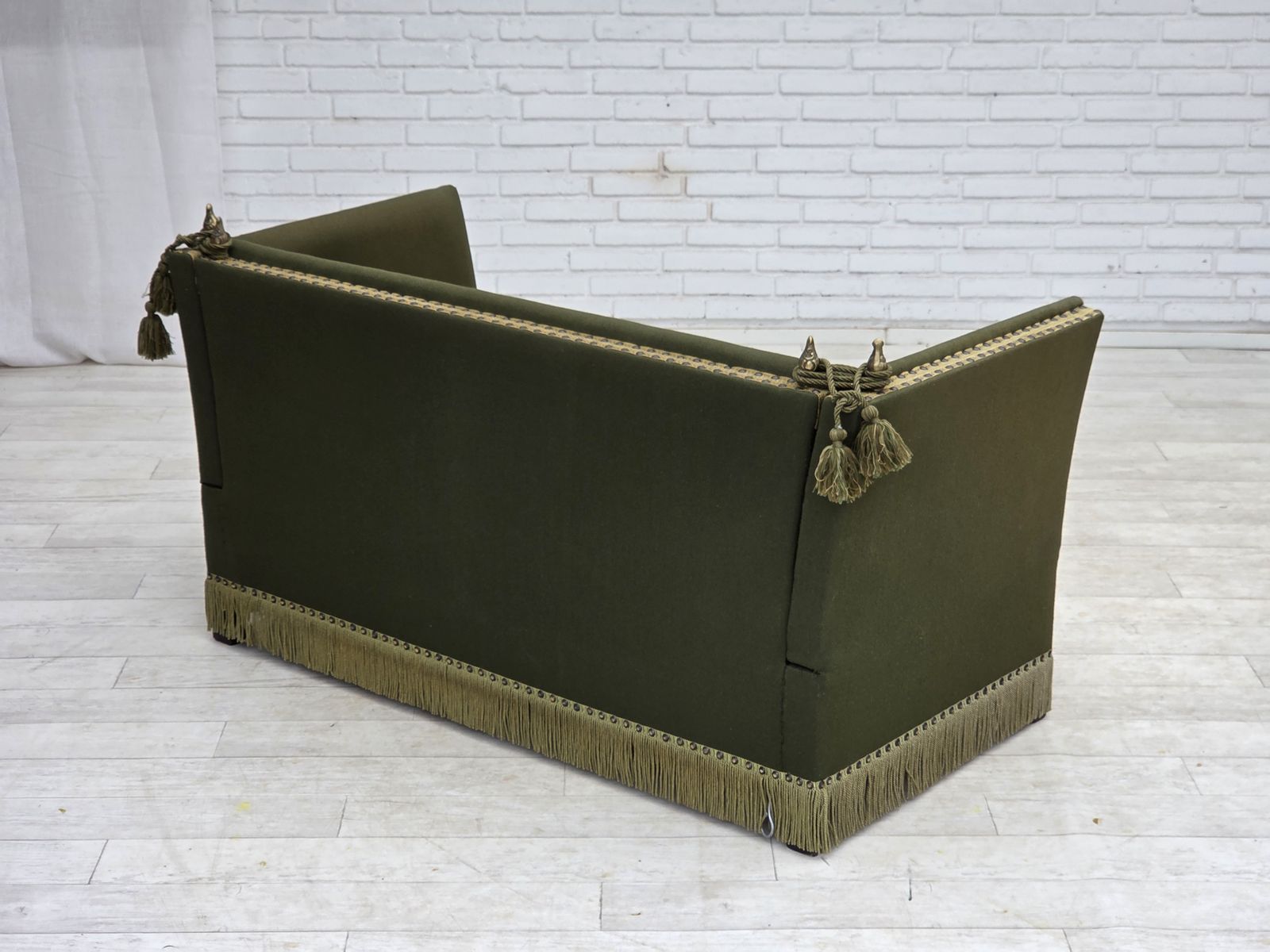 photo vintage 1970s, Danish 2 Seater Drop Arm "Spanish" Sofa, Furniture Wool.