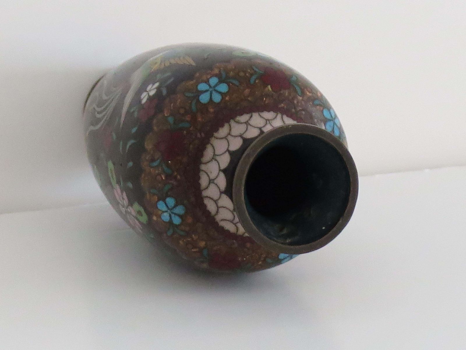 photo for sale Chinese cloisonné vaas, brons met fenixen, midden 19e eeuw, Qing