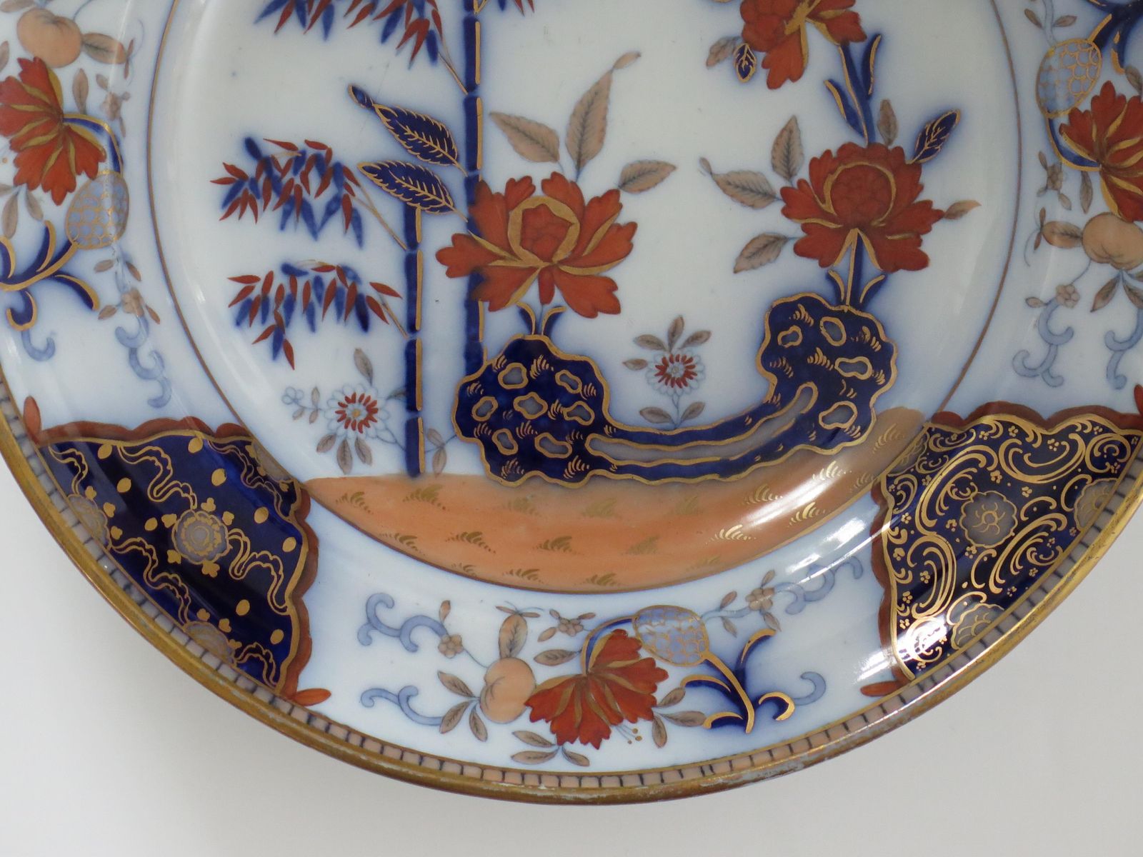 photo for sale Set van zes antieke ironstone soepborden, bamboepatroon van Davenport, ca. 1815