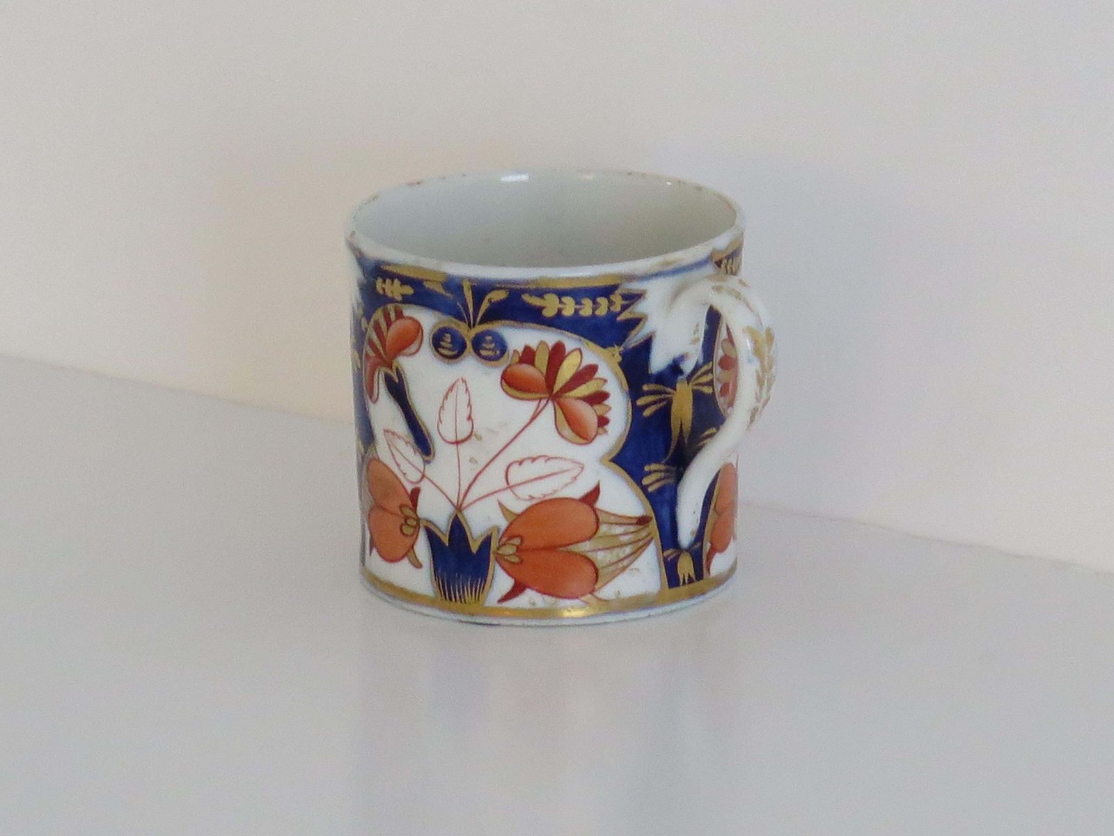 photo for sale Georgisch Coalport Porselein Koffiekopje, Handgeschilderd, ca. 1810
