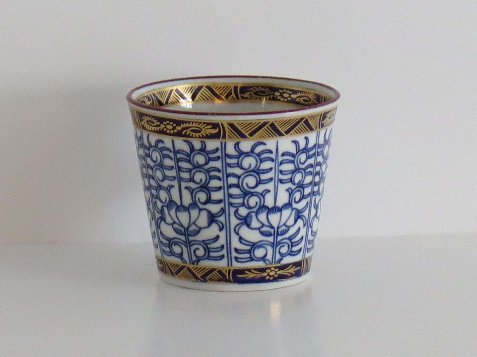 Worcester Barr Period Coffee Cup, Royal Lily Pattern, ca. 1800 photo buy