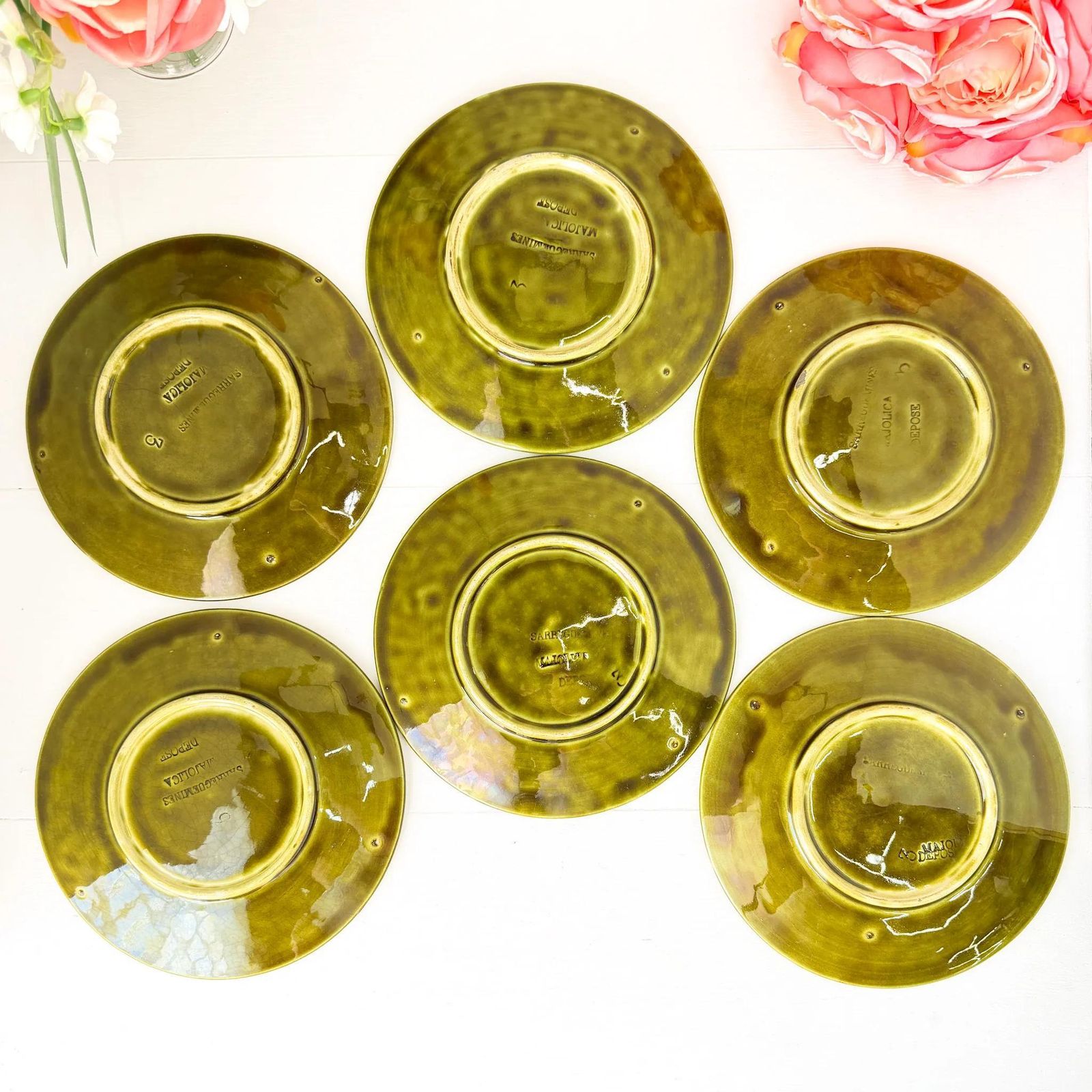 172.0 Antiek Sarreguemines Majolica Bordenset, Druivenrank en Vlechtwerk photo