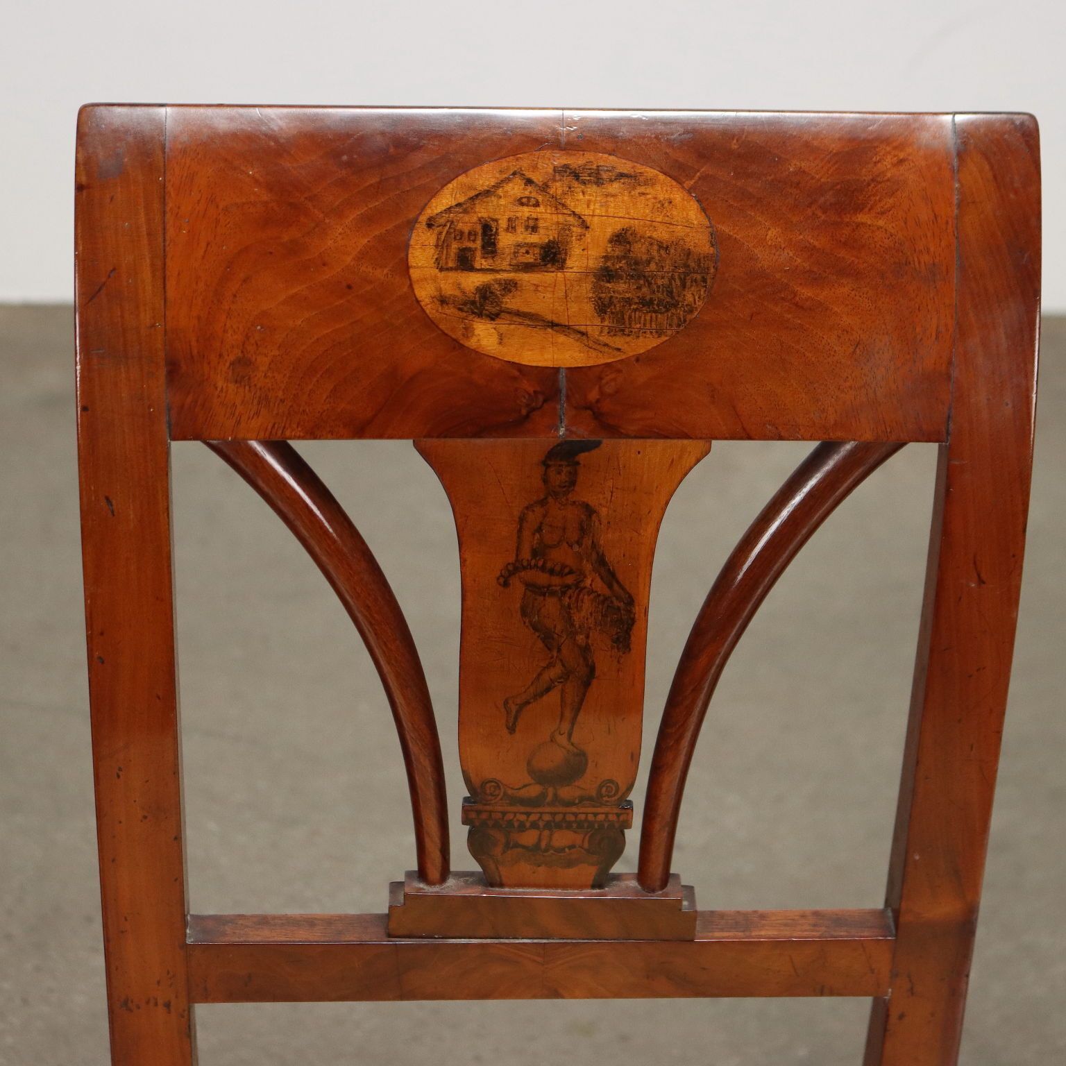 Paar Empire Walnoten Stoelen   Oostenrijk, Begin 19e Eeuw photo for sale