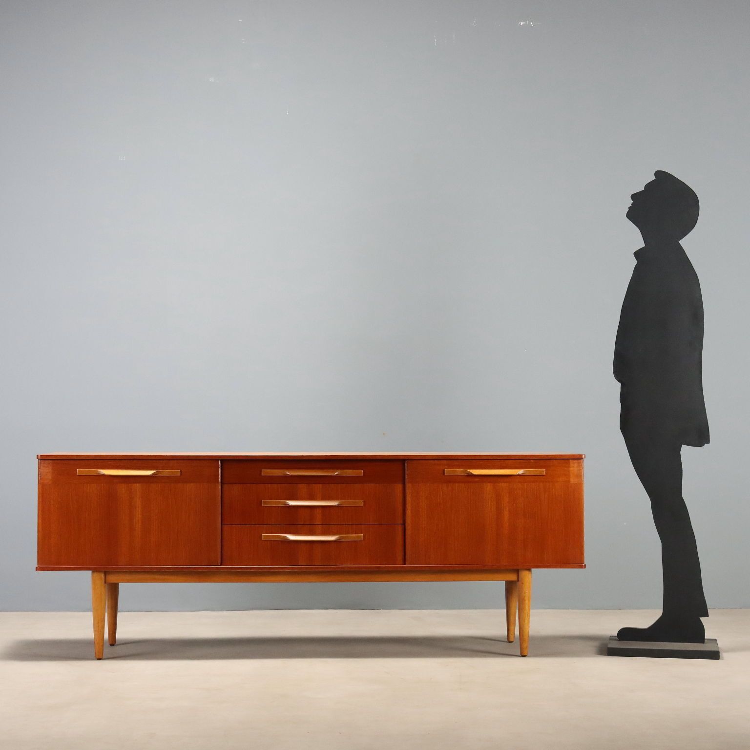 Vintage Dressoir Teak Design Engeland jaren 1960 Gerestaureerd photo for sale