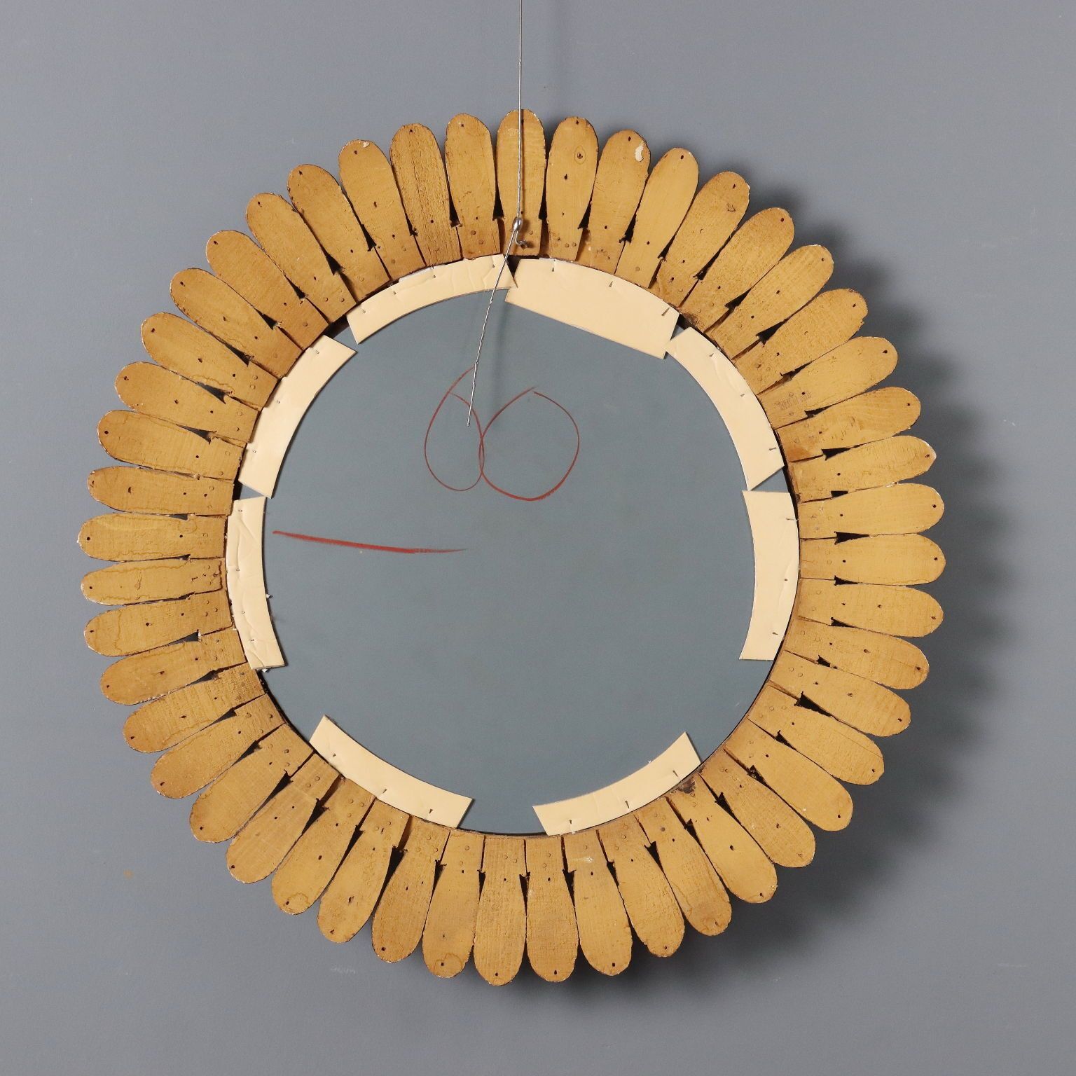 photo furniture Miroir rond d'époque en bois sculpté, Italie, début du XXe siècle