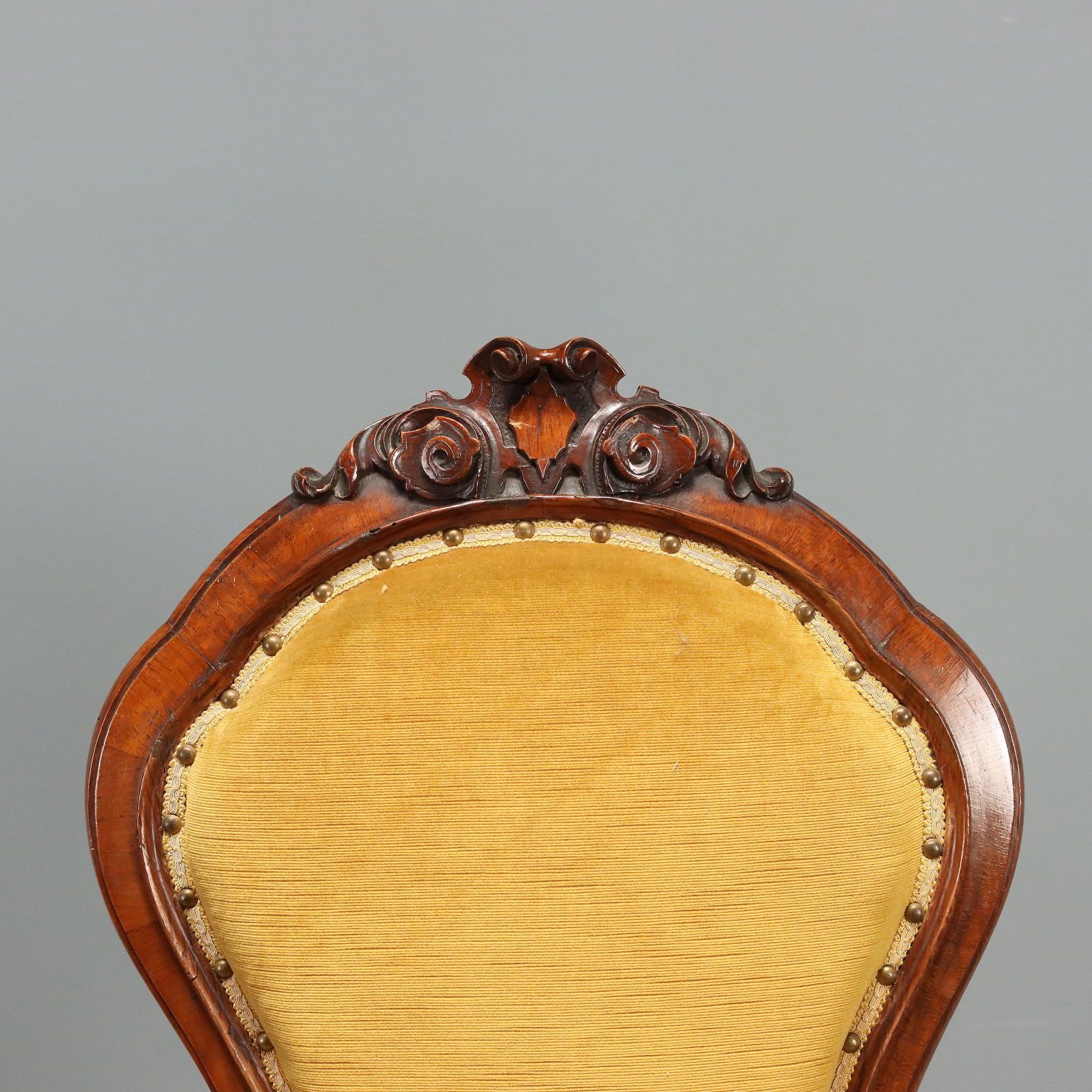 Antique Chairs Umbertino Walnut Carvings Italy XIX Century photo 1160.0