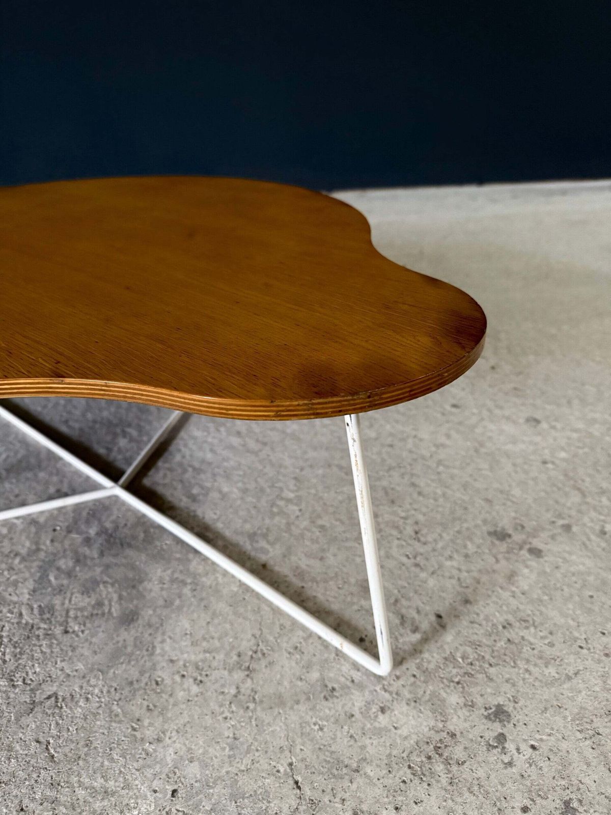 photo for sale Mid-Century Modern Design Lage Salontafel, Denemarken jaren 1960