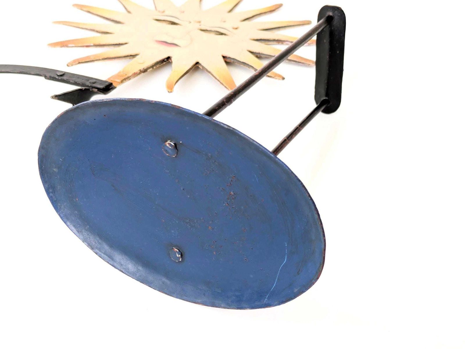 photo vinterior Vintage Anamorphic Sun Face Pendulum Sculpture Art Deco Style Kinetic Balance Toy