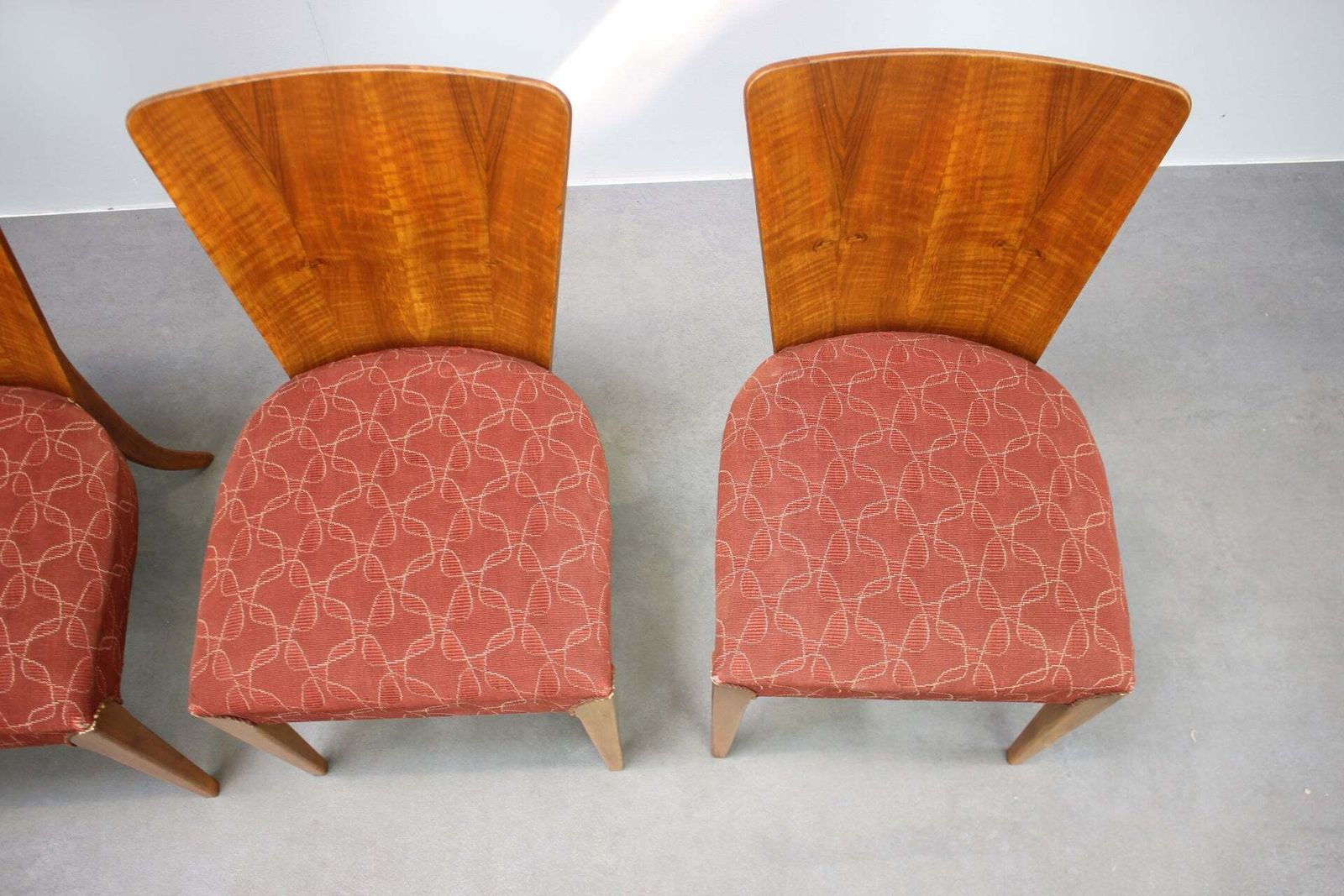 Set van vier Jindrich Halabala eetkamerstoelen, Tsjecho-Slowakije, jaren 1950 photo for sale