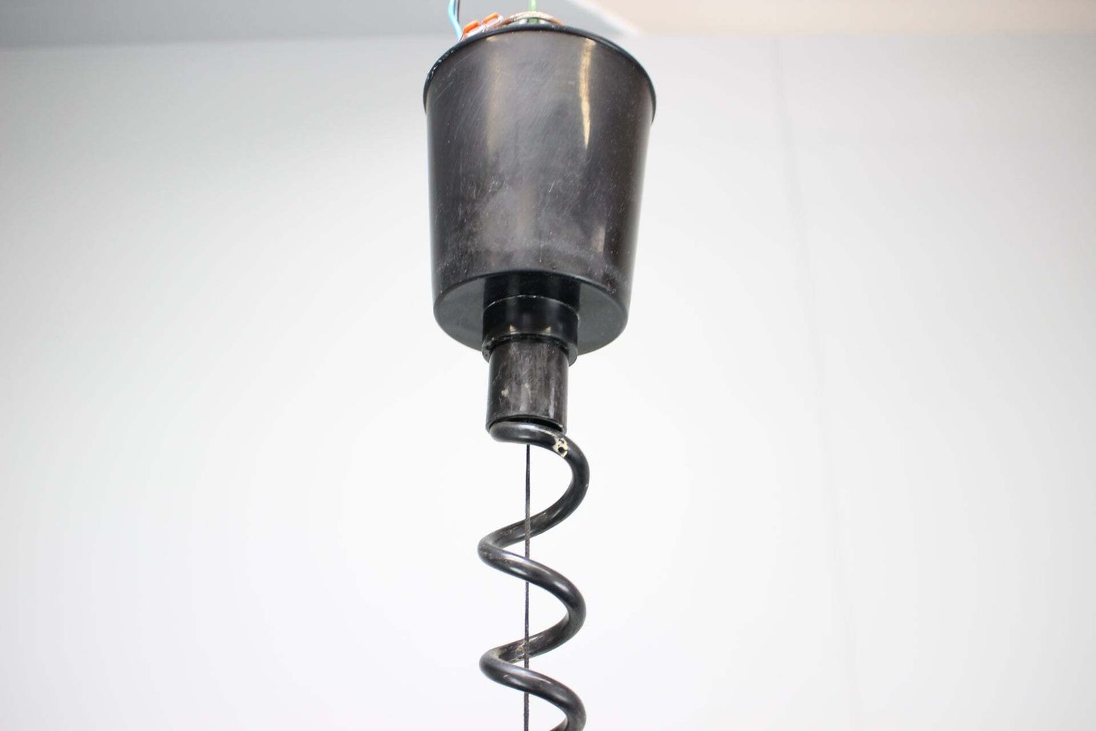 Hanglamp, Tsjecho-Slowakije, jaren 1970, Space Age, zwart metaal photo Verlichting