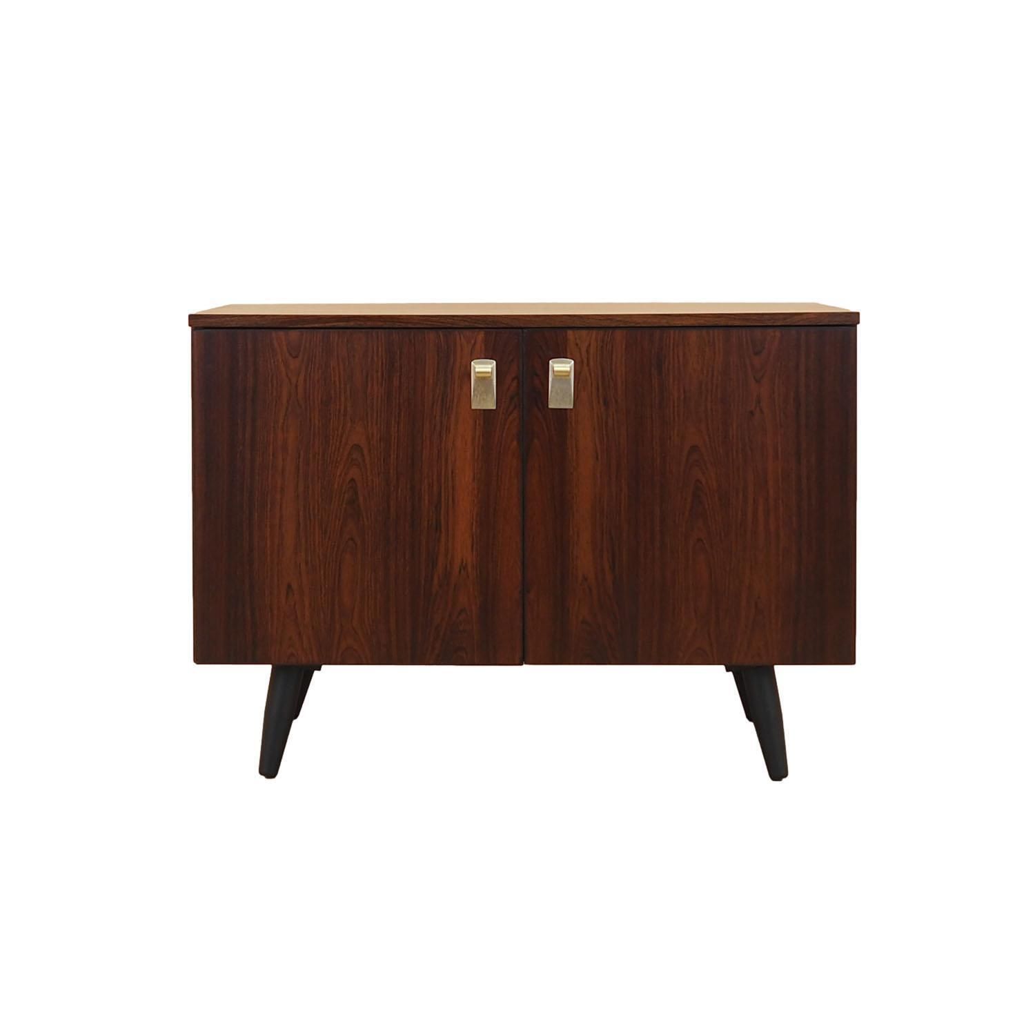 Cabinet danois à étagères réglables, années 1970