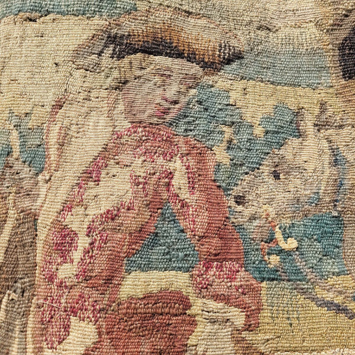 photo furniture Courtly Procession, 246x368 cm, tapisserie en laine, fin du XVIIe - début du XVIIIe siècle