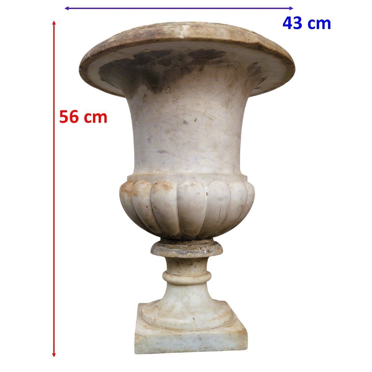 "Medici" vaas in wit marmer, eind 18e tot begin 19e eeuw photo furniture