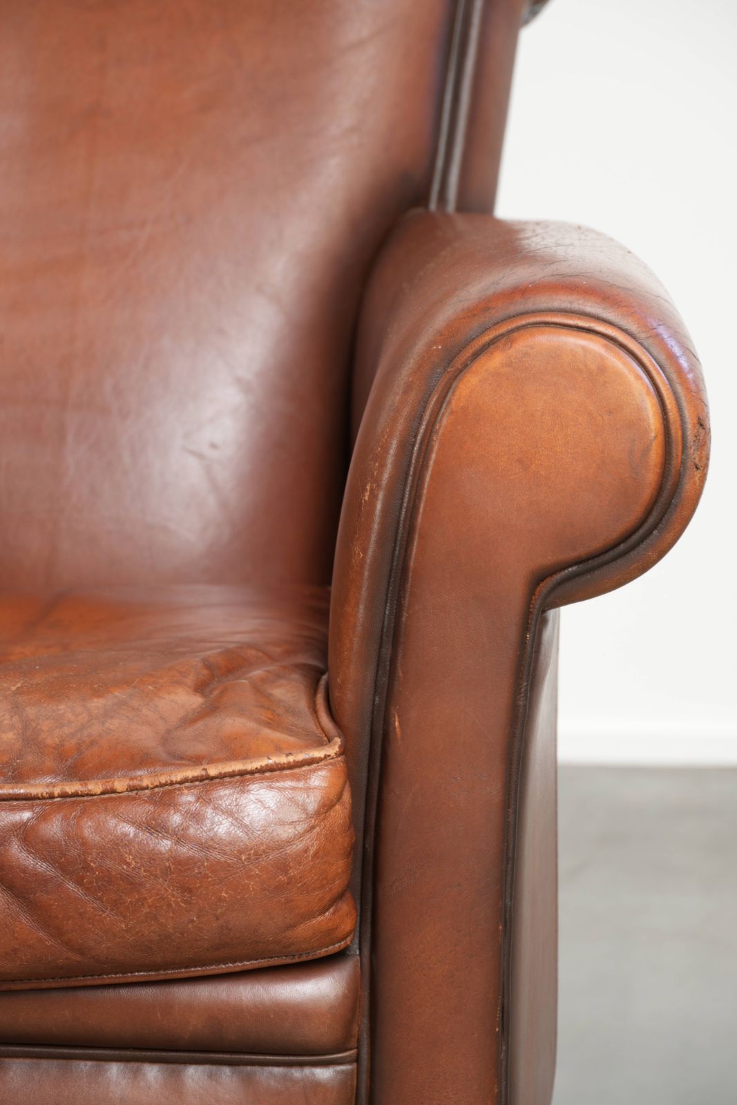 Meubels Set van 2 comfortabele schapenvachten fauteuils met een tijdloze uitstraling en goed zitcomfort. photo