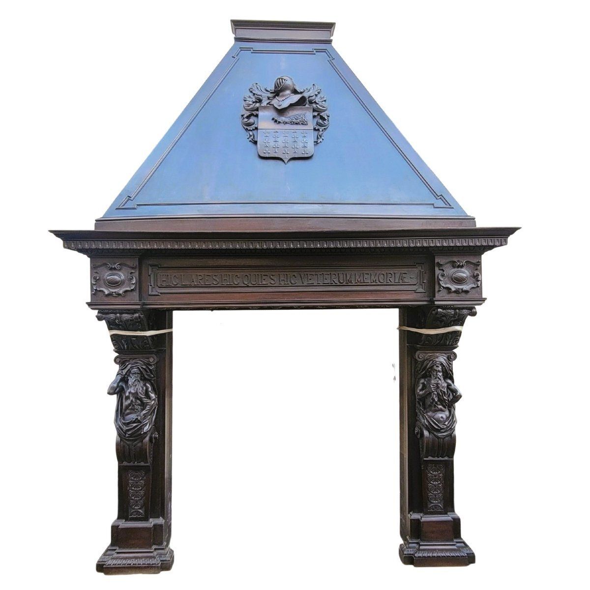 Grande cheminée en noyer de style Renaissance, XIXe siècle