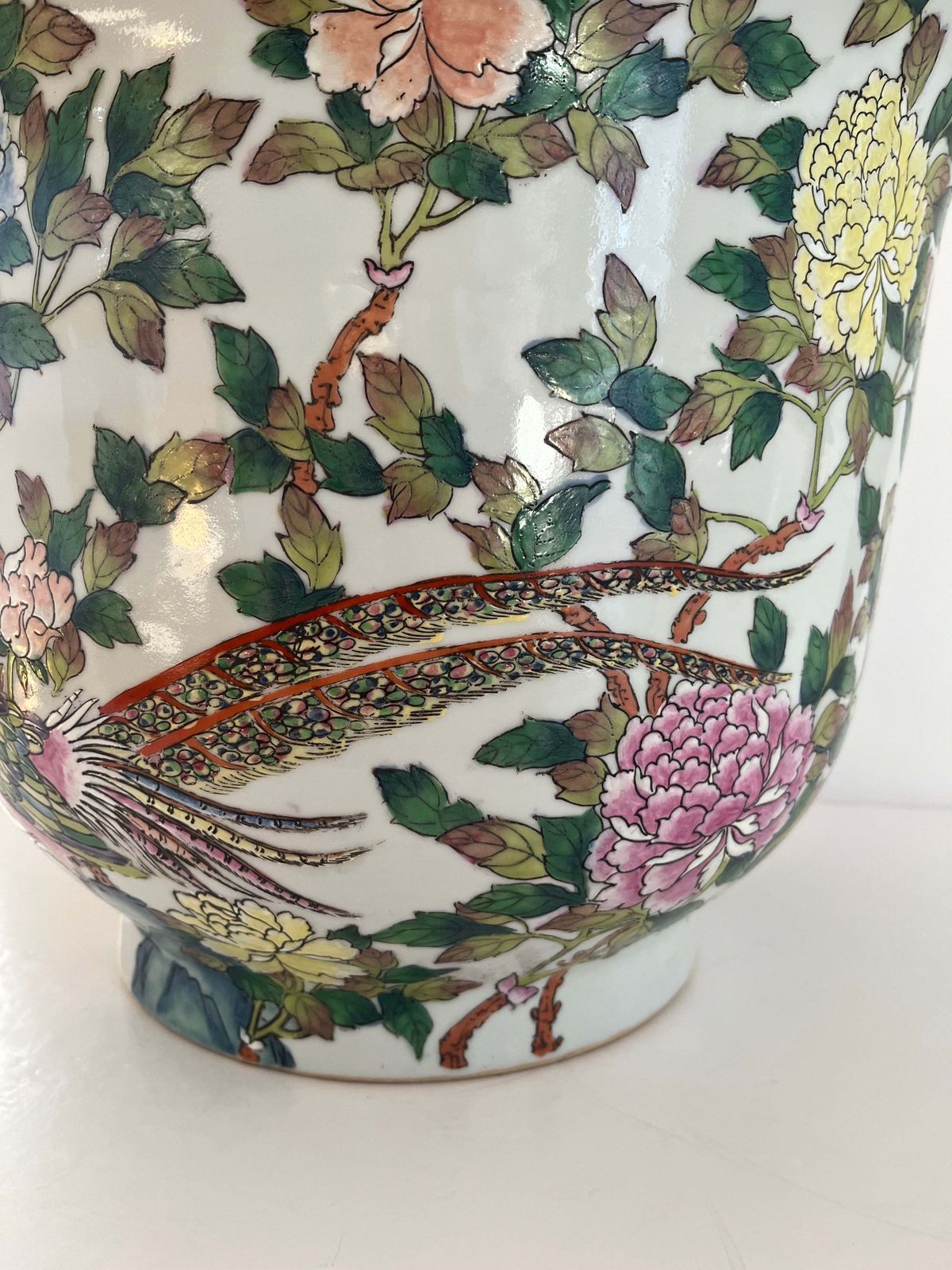Chinese Export Porcelain Large Jardiniere, Famille Rose, Circa 1940 photo vintage