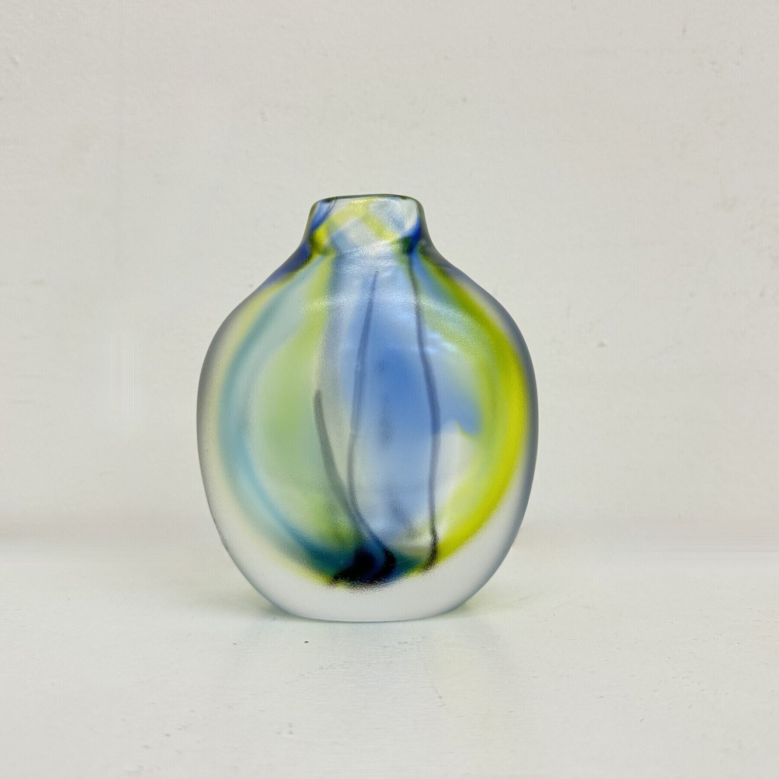 Vase en verre Kosta Boda Royal Art Collection, par Göran Wärff pour Kosta Boda, Suède photo buy