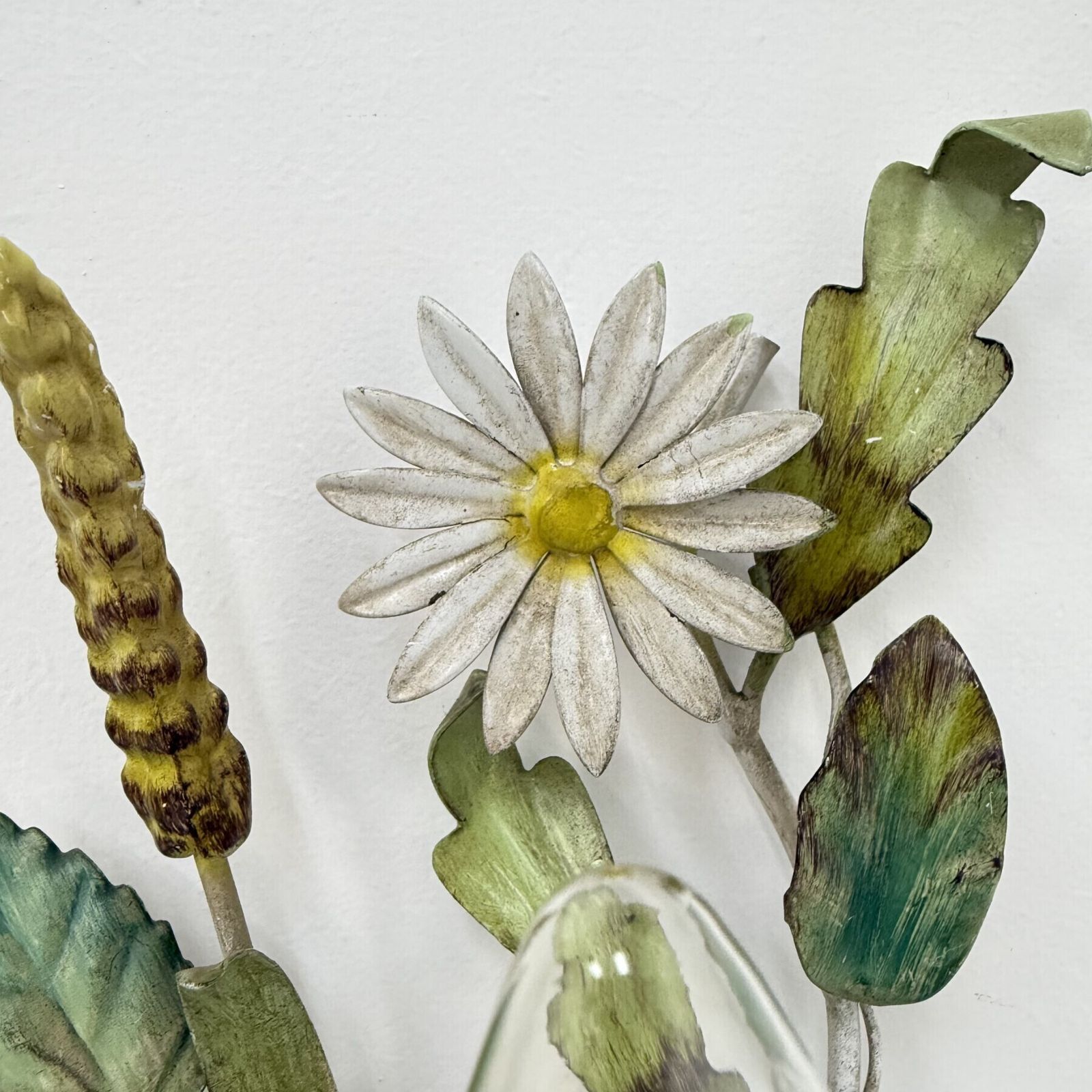 Set van 2 Italiaanse tole geschilderde bloemen en bladeren wandlampen, jaren 1970 photo Verlichting