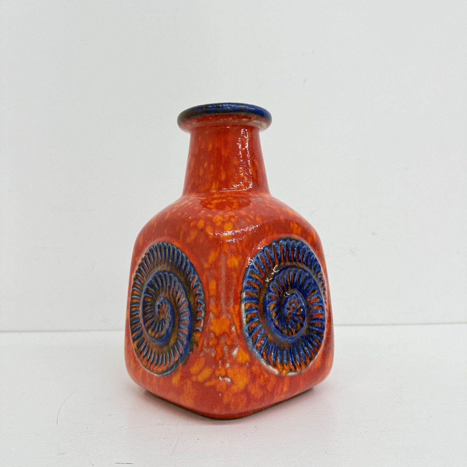 Scheurich West Germany Bay Ceramic Vase Orange With Blue Fossils , 1970s photo vinterior
