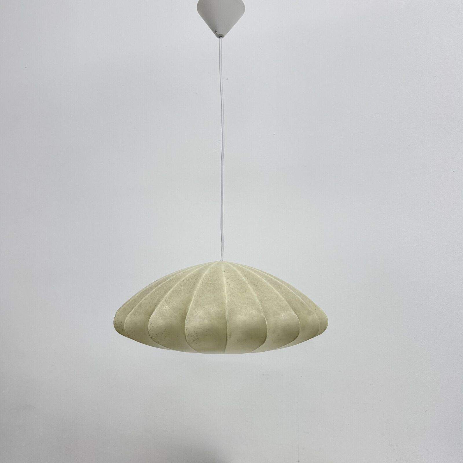 photo vinterior Suspension Cocoon mid-century modern par Friedel Wauer pour Goldkant Leuchten, années 1960