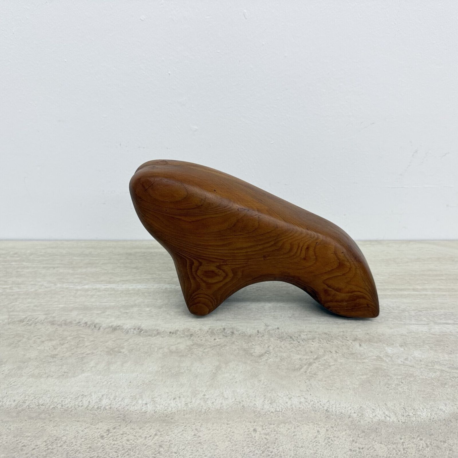 346.0 Mid-Century abstract houten stier in teak, jaren 1970 photo