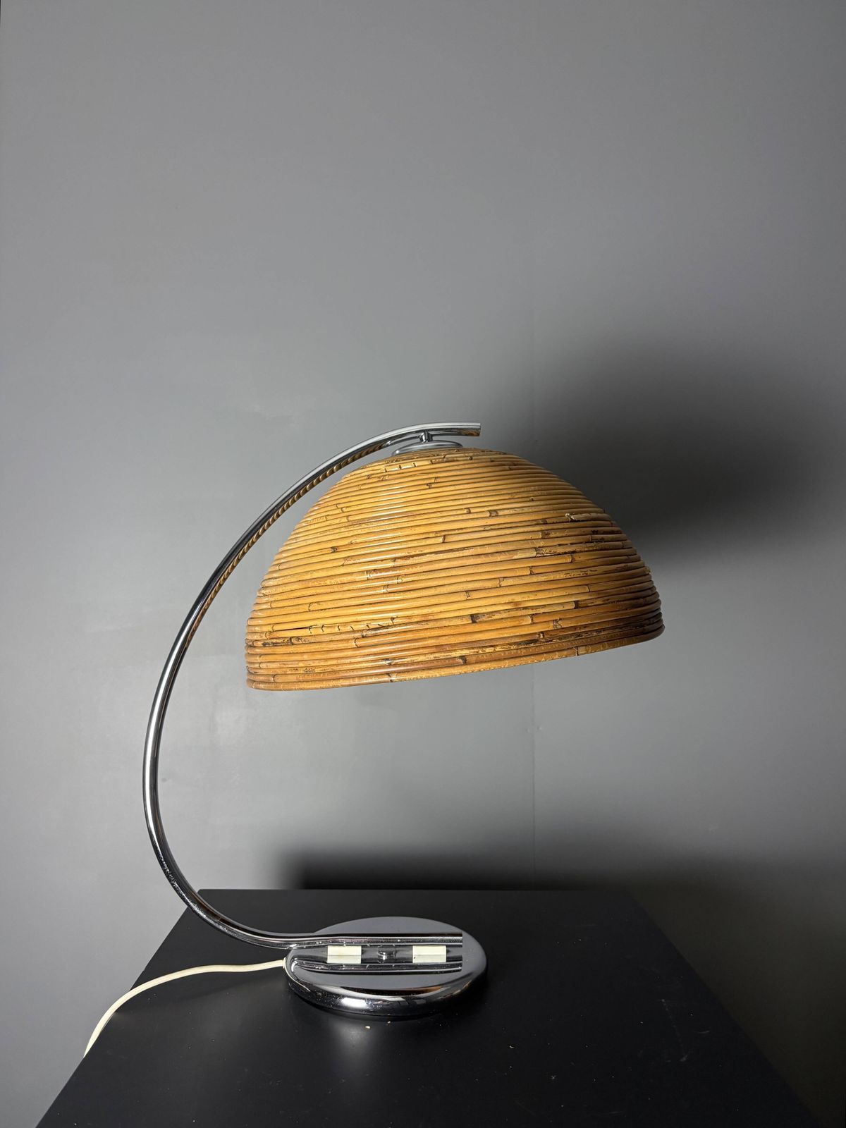 photo vinterior Lampe de table ou de bureau italienne mid-century en rotin bambou, années 1970