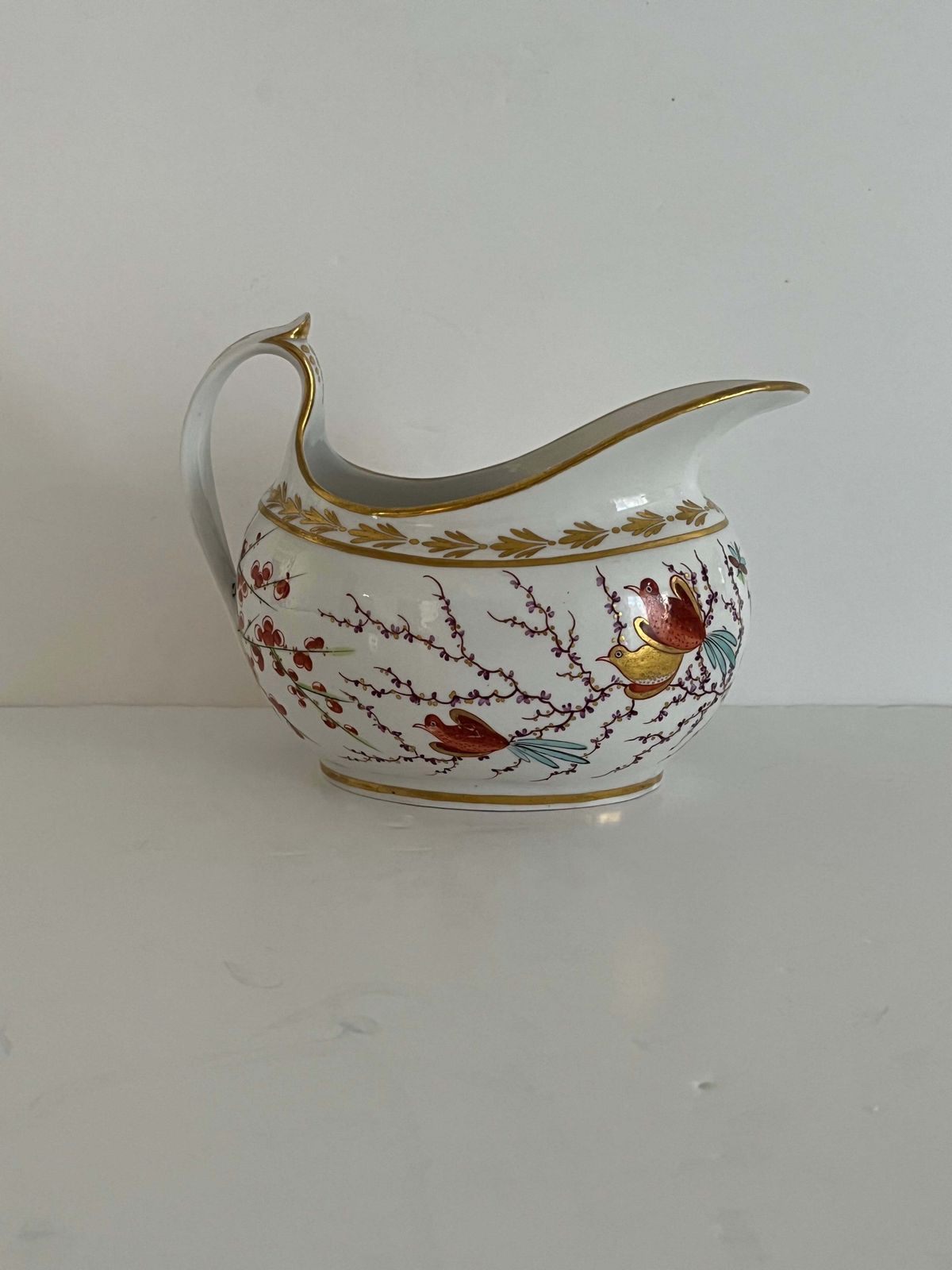 Worcester Bfb roomkannetje uit de collectie van Lord & Lady Flight, Ho Ho Birds, ca. 1810 photo Woonaccessoires