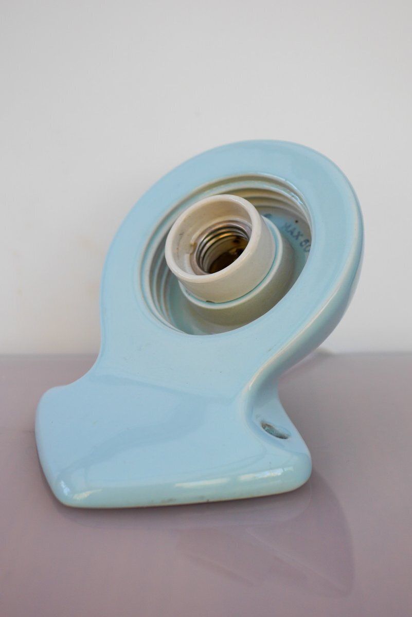 Grande applique de salle de bains mid-century modern bleu pâle, par Ifö. photo Luminaires