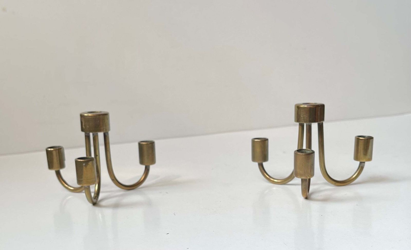 Kleine Deense Mid-Century Kandelaars In Messing, Ca. Jaren 1960, Set Van 2 photo buy