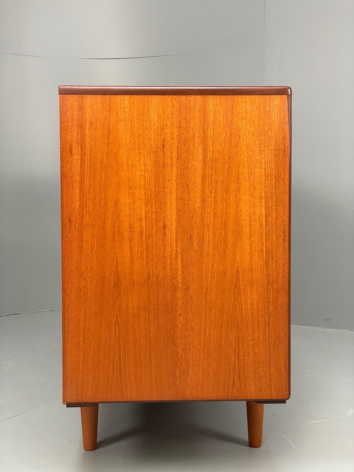 photo vintage Vintage G Plan Sideboard Teak Fresco Range 1970s Retro Shelving