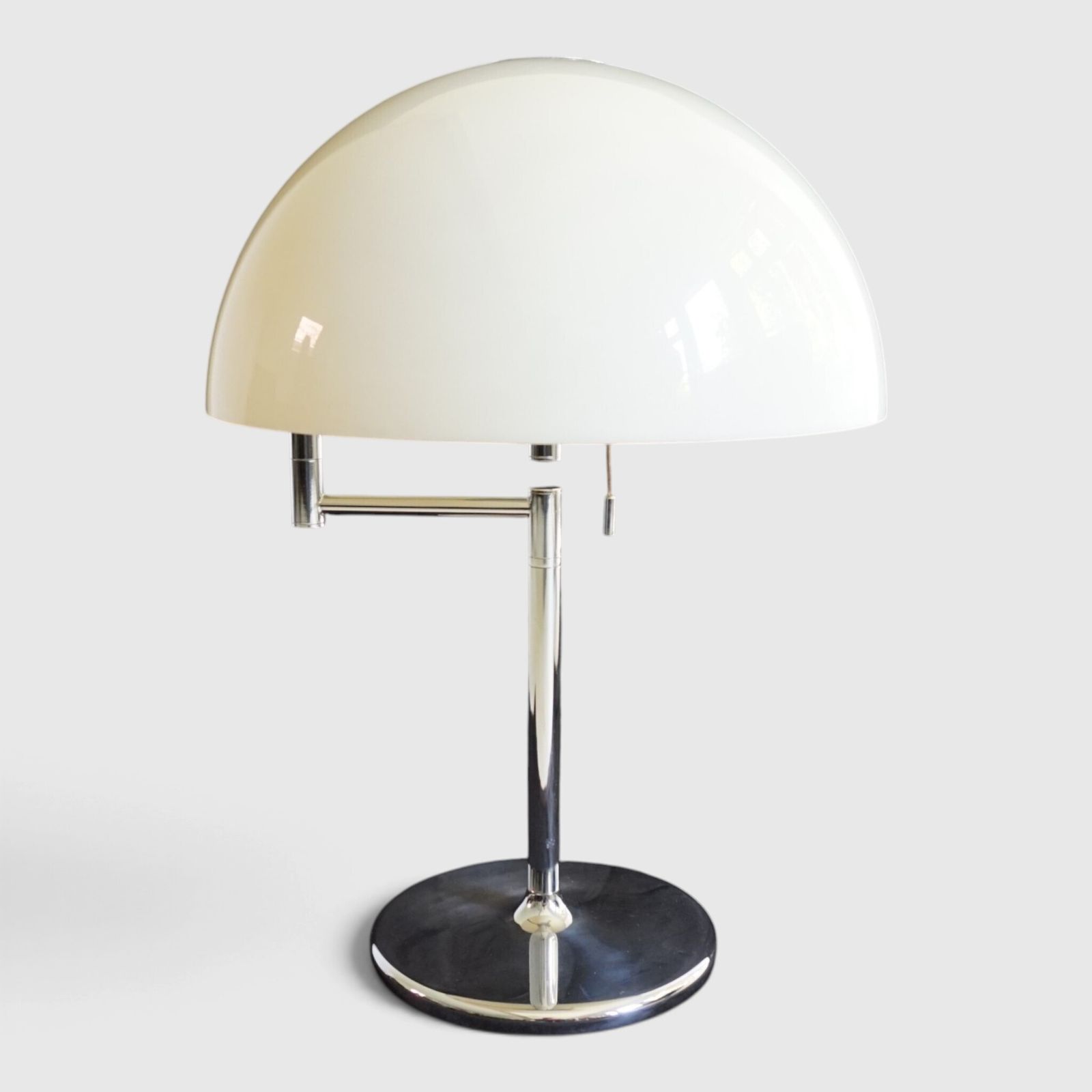 Swisslamps Schwenkomat tafellamp Space Age, 1960 photo for sale