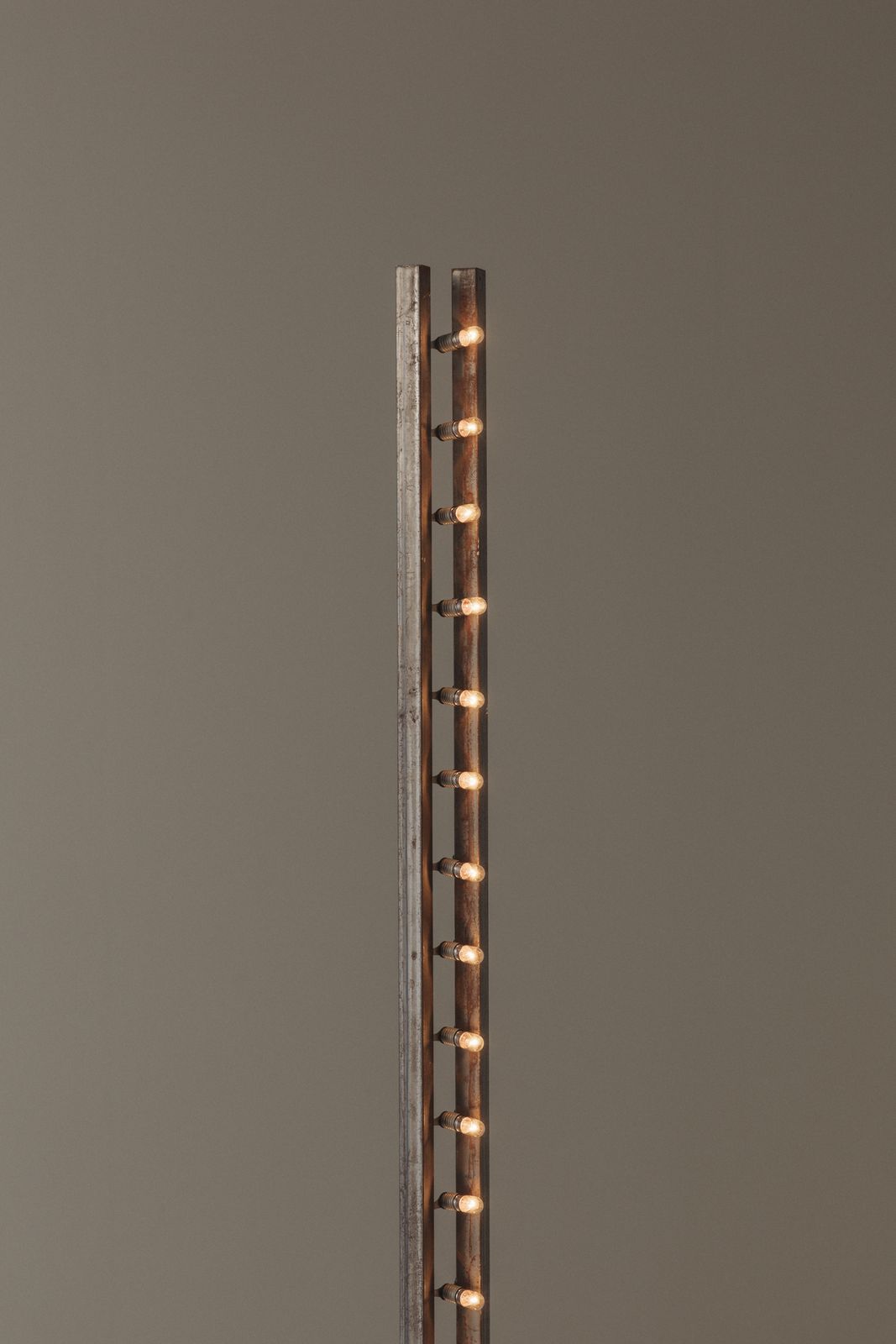 Sculptural Brutalist Floor Lamp In Concrete And Steel, 1980s. photo vintage