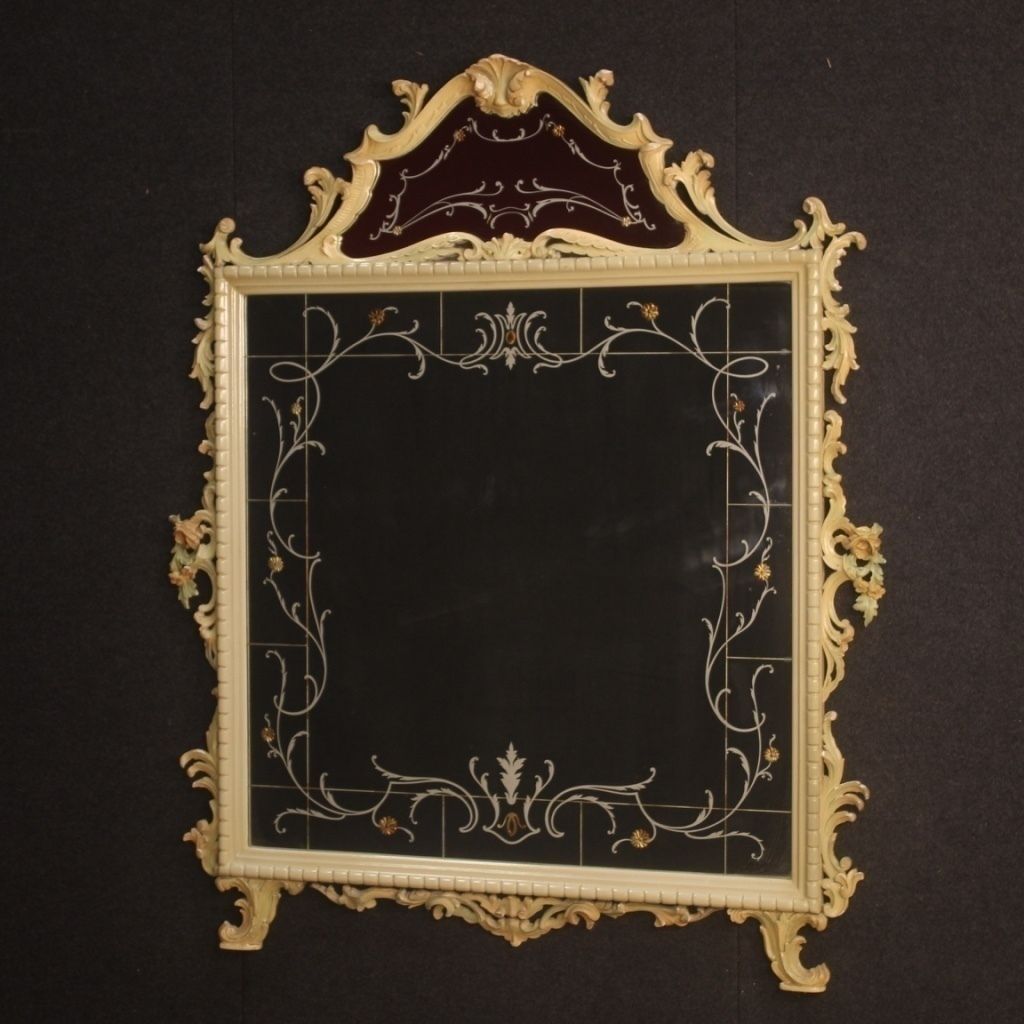 Miroir italien laqué à décors floraux, XXe siècle photo vinterior