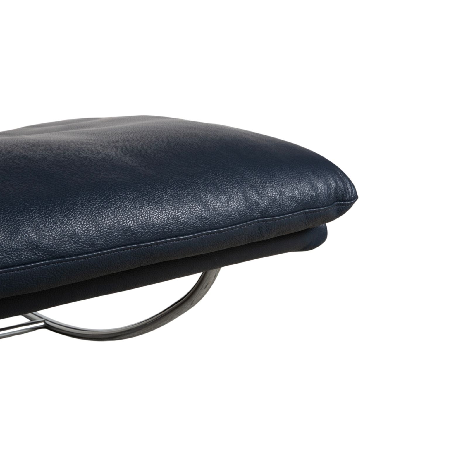 Willi Schillig Daily Dreams Leather Chaise Lounge Dark Blue Navy photo vinterior