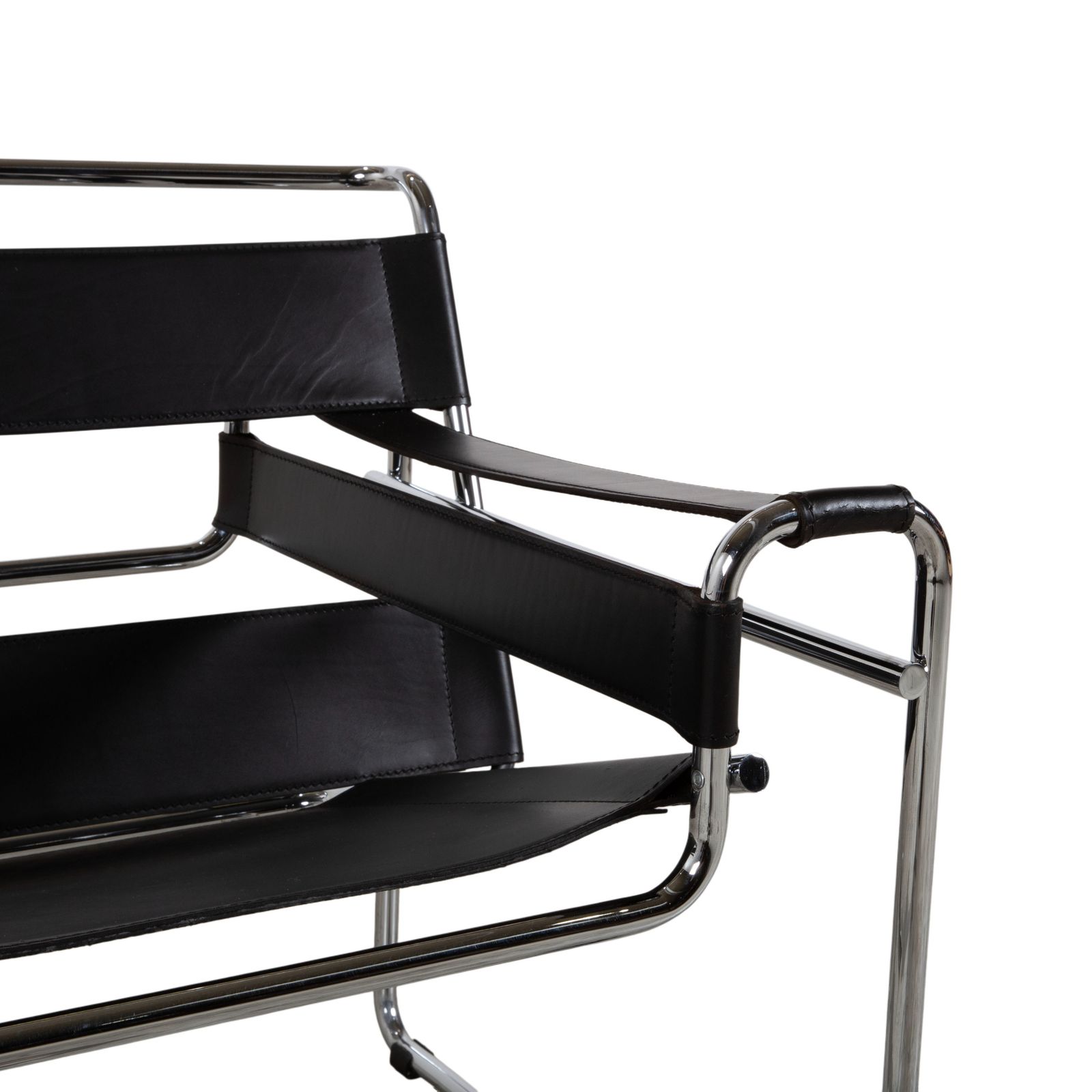 Fauteuil Knoll International Wassily en cuir noir, par Marcel Breuer photo for sale
