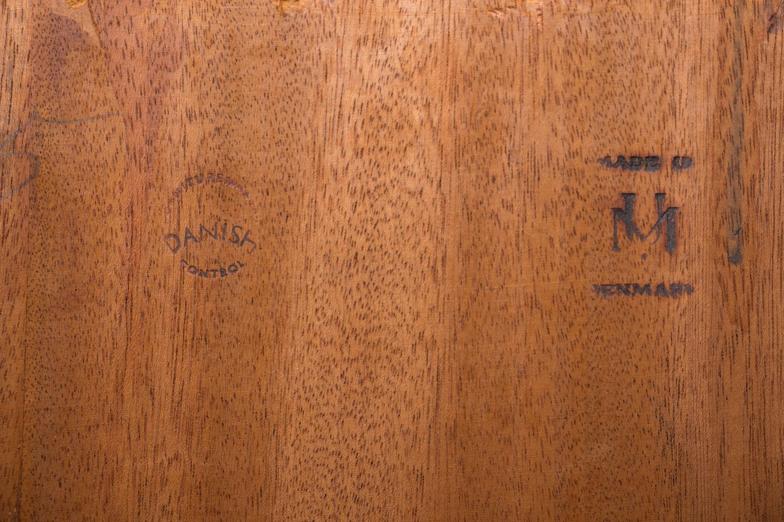 Grande enfilade danoise en teck, modèle U15, par Johannes Andersen pour Uldum Møbelfabrik, 1966. photo for sale