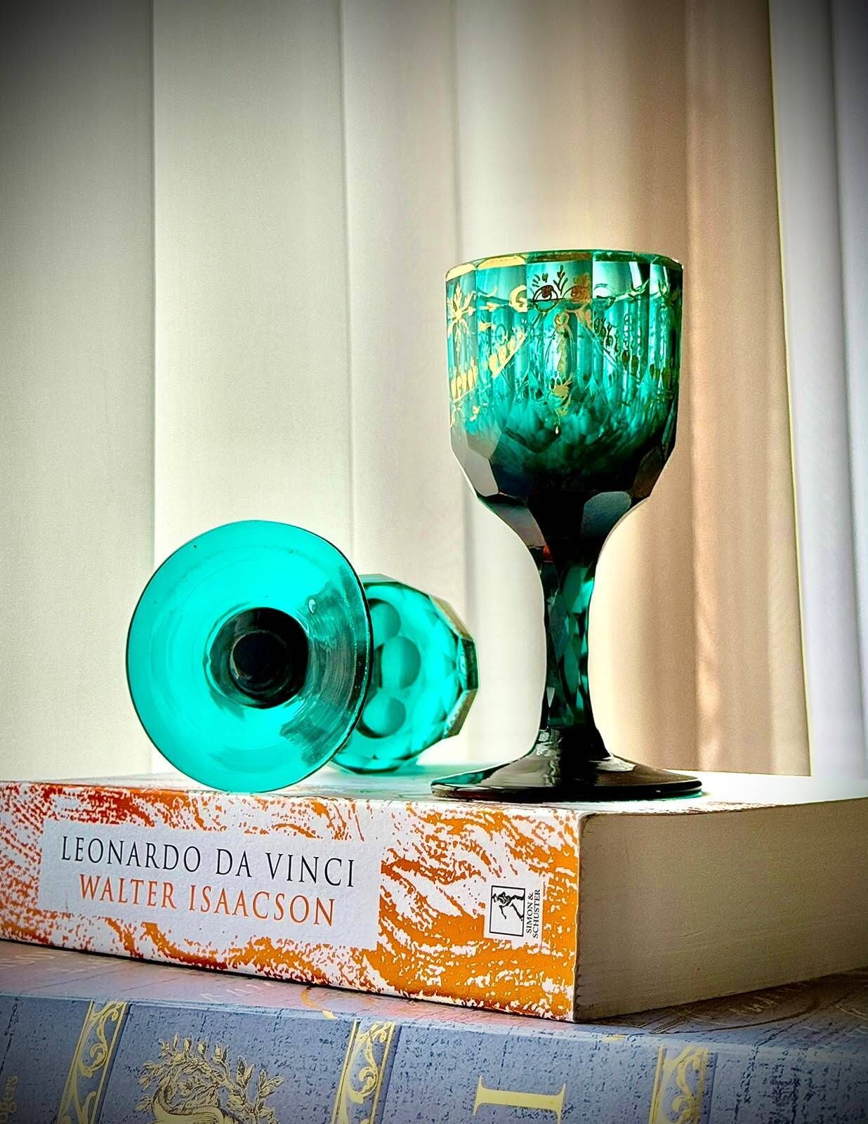 Set van zes groene en vergulde bokalen van de Russische Keizerlijke Glasfabriek, St. Petersburg, ca. 1800-1810 photo 1795.0