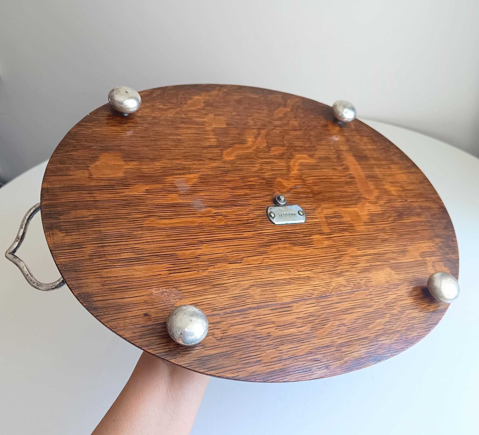 Antiek Victoriaans eiken dienblad met verzilverd metaal, scheepsstijl, bal- en railing galerij, bun feet photo vintage