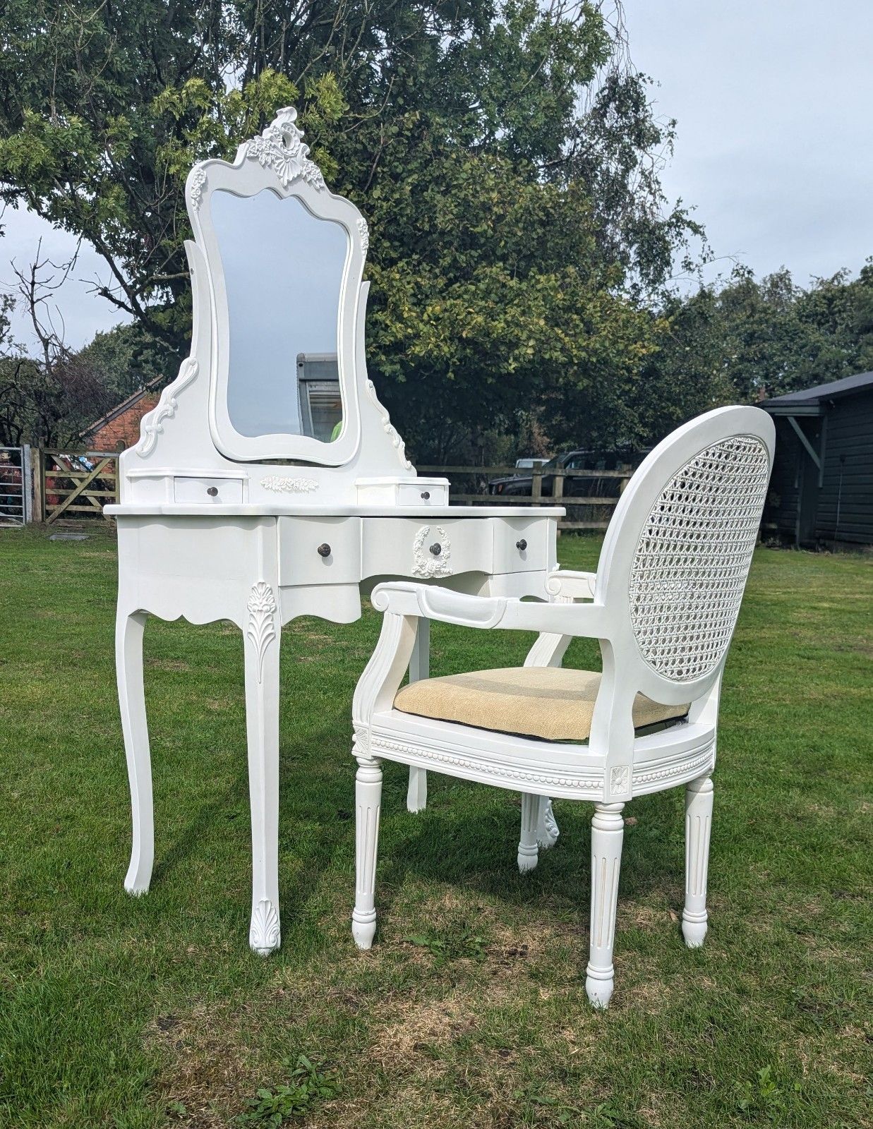 French Armoire Painted Quality Dressing Table & Mirror  Delivery Available 0374 photo for sale