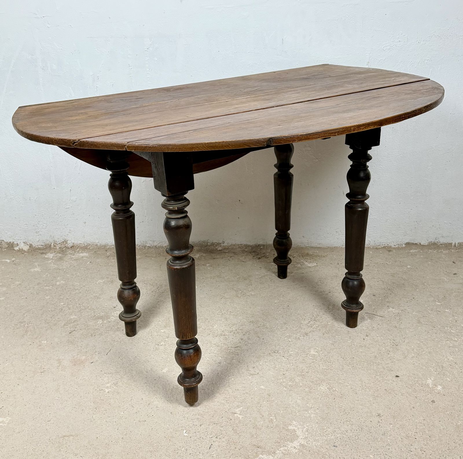 Spanish Wood Drop Leaf Dining Table With Turned Legs photo 1690.0