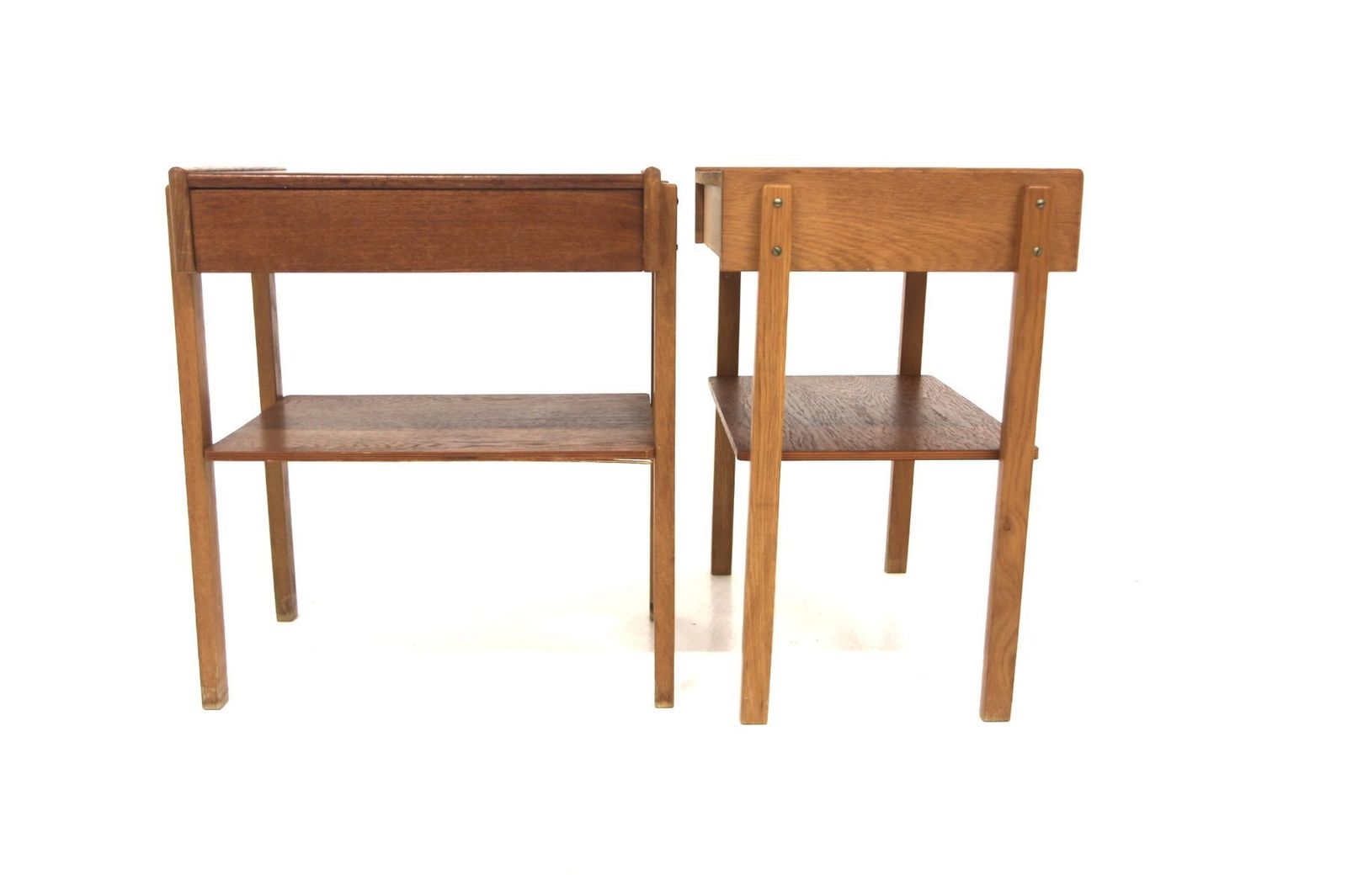 Tables de chevet scandinaves en teck, Suède, années 1960, lot de 2 photo furniture