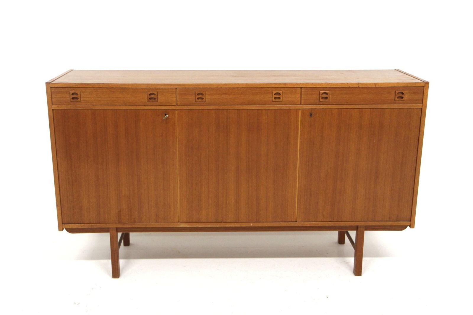 Enfilade scandinave en teck et chêne, Suède, 1960 photo for sale