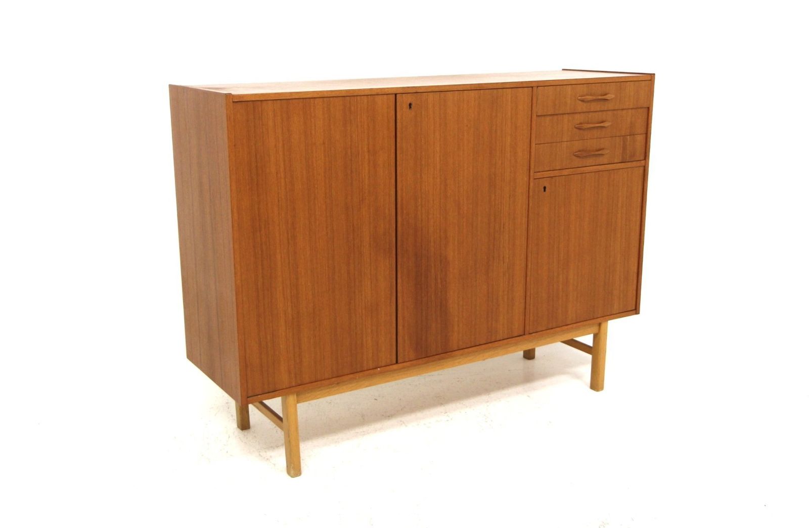 Buffet scandinave en teck, Suède, 1960