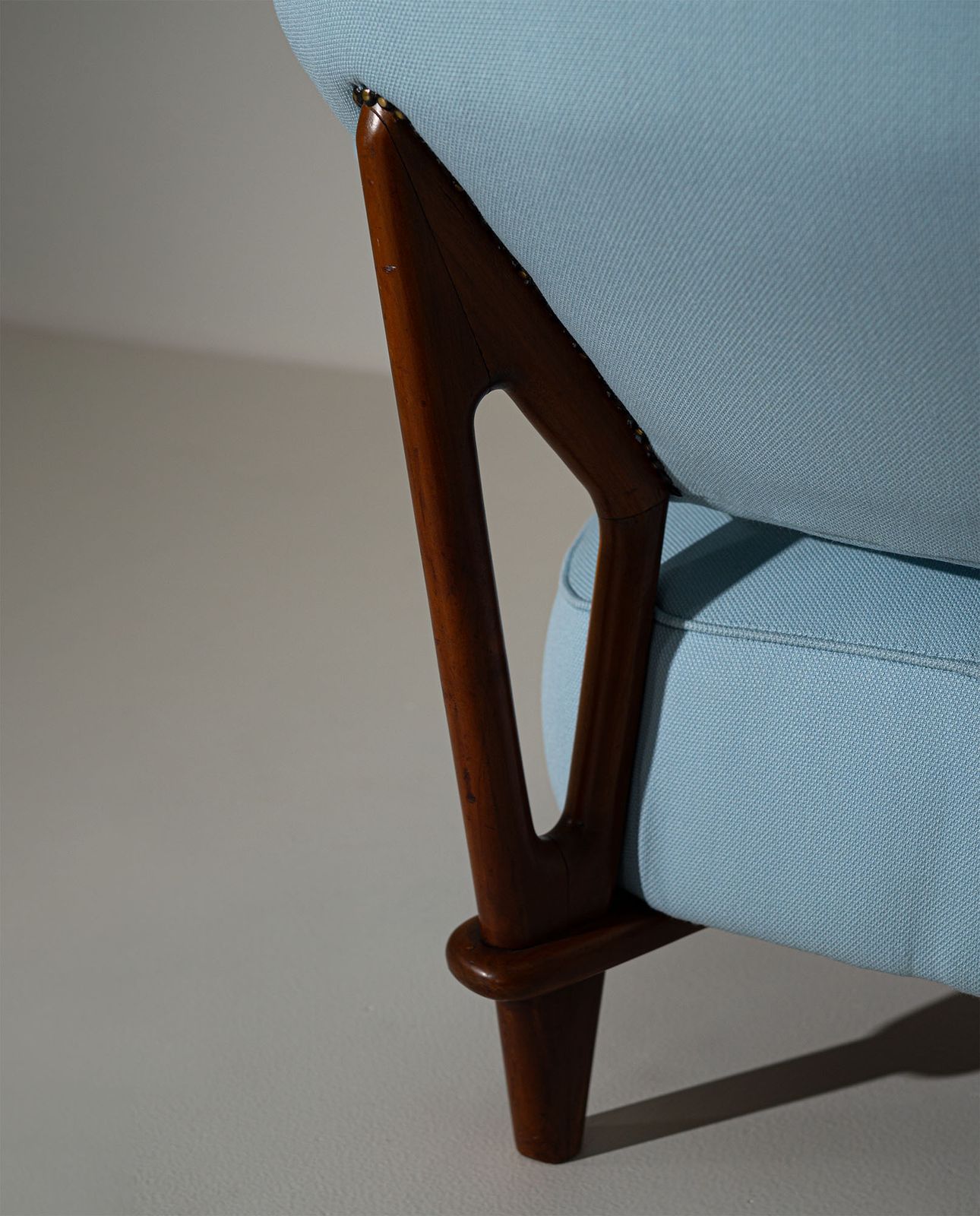 photo for sale Theo Ruth, Fauteuil Model 109 voor Artifort, jaren 1950