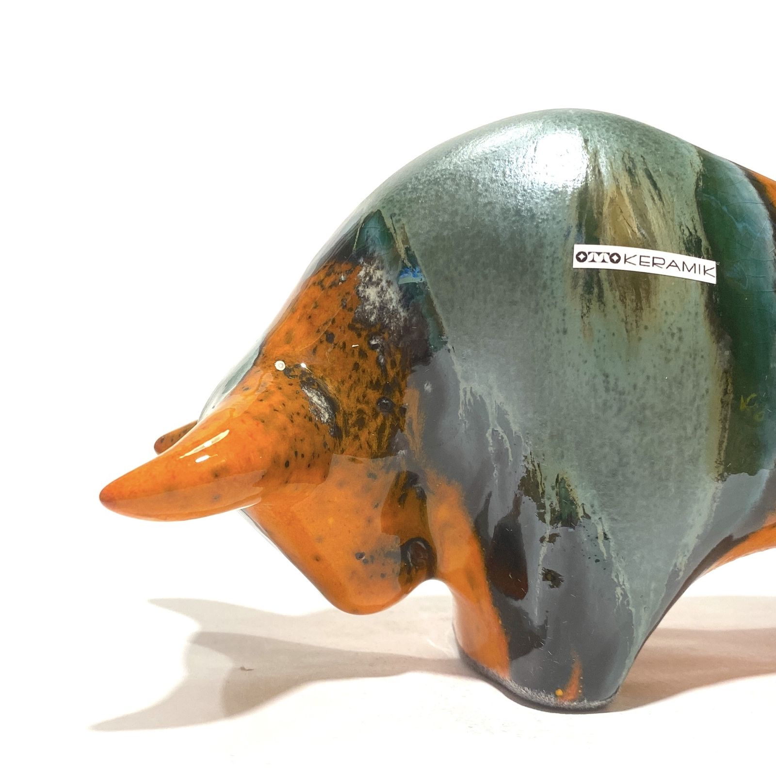 Otto Keramik stier in oranje Peru-glazuur, West German Pottery stijl sculptuur photo Woonaccessoires